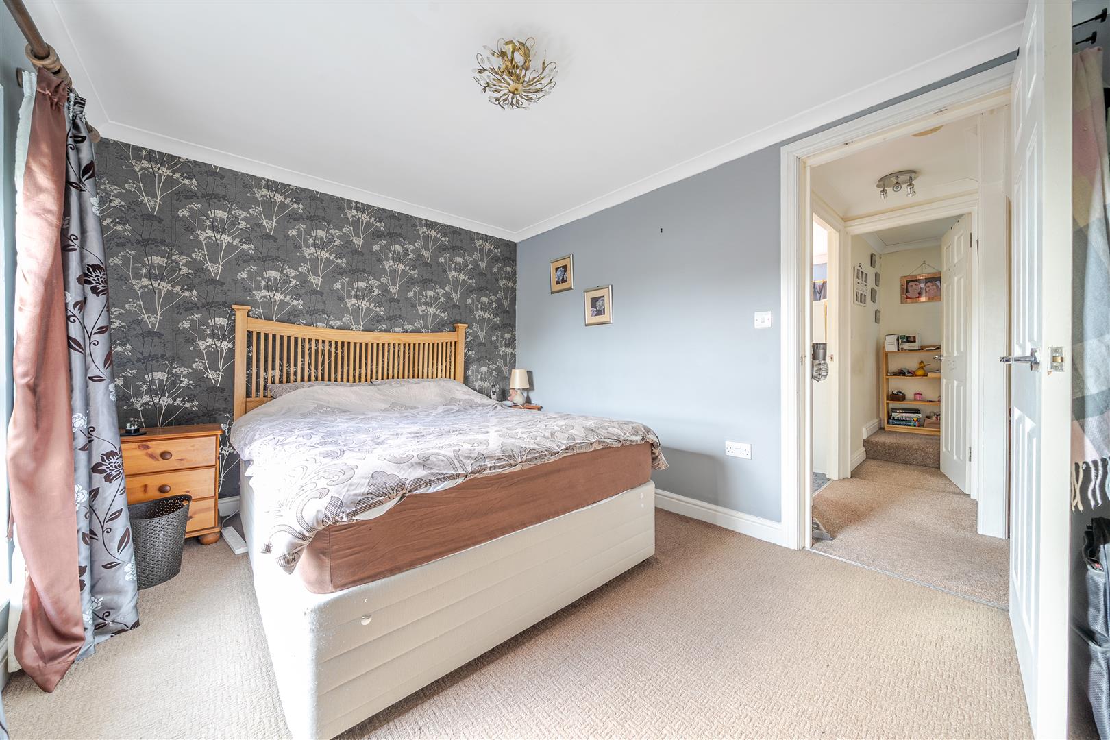 Llangyfelach Road, Treboeth, Swansea, SA5 9AX